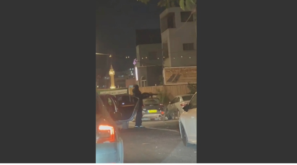سخنين: إطلاق نار كثيف باتجاه محال تجارية أمام أعين المارّة
