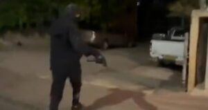 إطلاق النار يثقل حياة سخنين وتجارتها.. تحركات بلدية ودعوة لإضراب أسبوع
